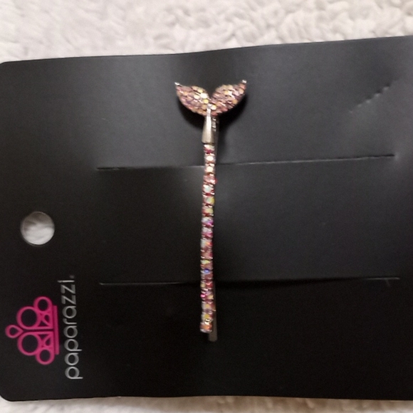Hair Clip - Picture 1 of 1